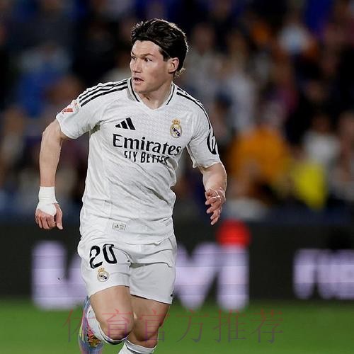 Relevo:阿拉巴鼓励戴维斯来皇马 拜仁感到愤怒 Relevo:阿拉巴鼓励戴维斯来皇马 拜仁感到愤怒